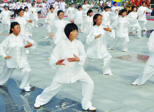 <em>丹田</em>唱歌就是收小腹然后胃这里用力吗-用<em>丹田</em>