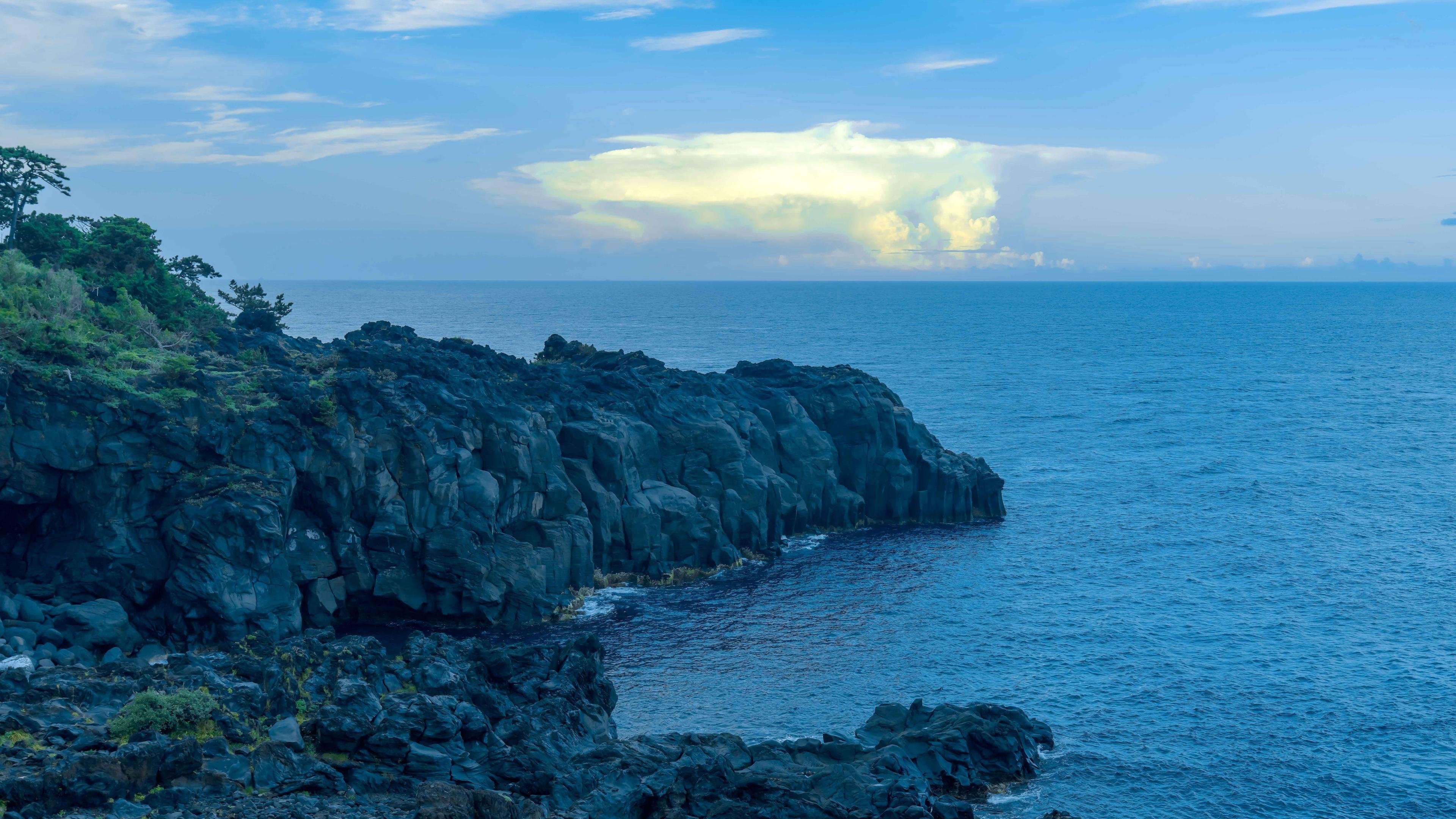 日本伊东城,海岸,,蔚蓝天空,4K专区