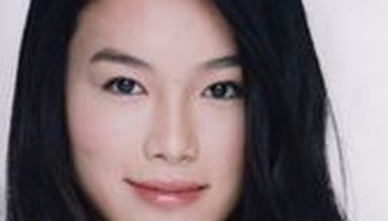 而当时的龙小羽和祝四萍是"碰瓷"的,是大雄教他们这么做的.