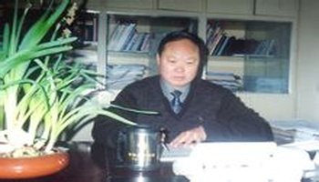 王文科-淮阴工学院党委常委,院长助理