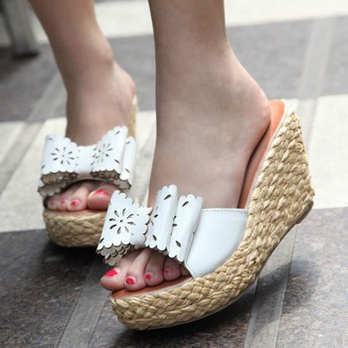 【女孩脚度*货到付款】2014草编坡跟凉拖 甜美