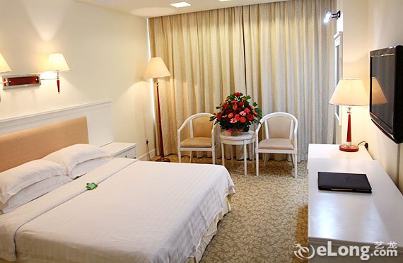 海口湘天源温泉大酒店(原海南华天大