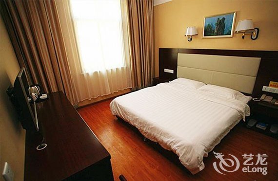 【陕西广电宾馆(西安)】标准双床房\/大床2选1,