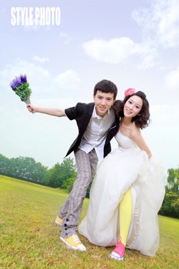 唇印婚纱摄影_婚纱摄影