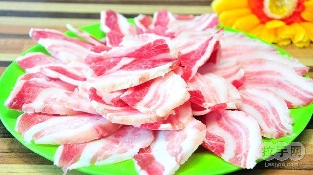 仅售59元,市场价153元黄草莓韩式烤肉双人餐