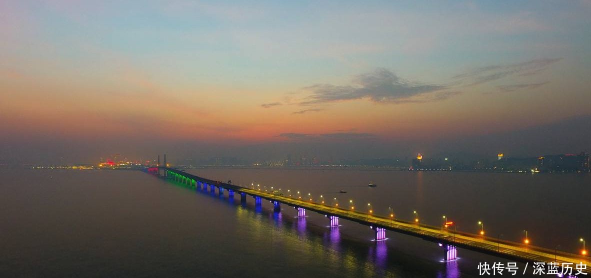 港珠澳大桥正式通车,以后去香港澳门都方便了