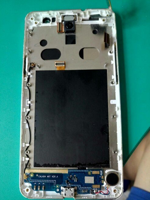 手机拆成这样了,大神教教我怎么把屏幕拆了,还