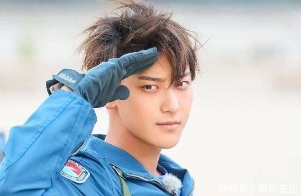 黄子韬微博向粉丝告别,五年后再见,网友:这是要