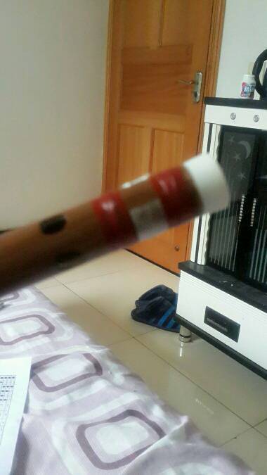 请问吹笛子尾部后面这几个孔要贴膜不?_360问