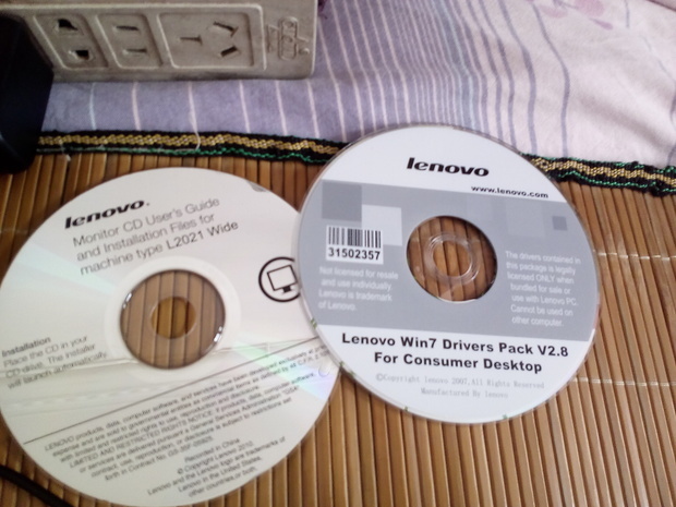 那个是联想台式电脑重装系统的光盘_360问答