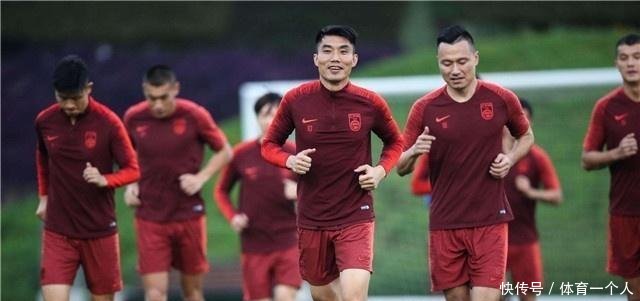 国足亚洲杯首发预测武磊+郜林联袂锋线!池忠国