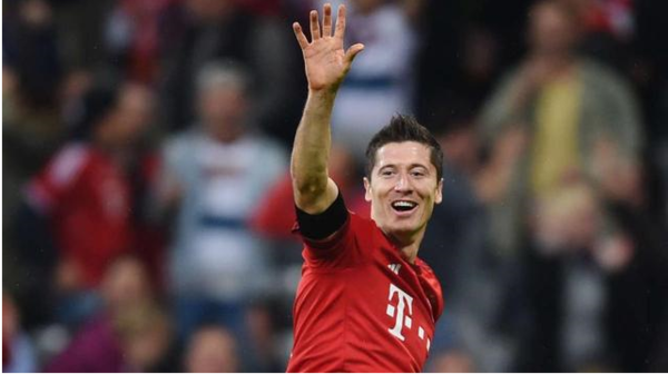 莱万的9分钟5球和麦迪的35秒13分相比,哪个更