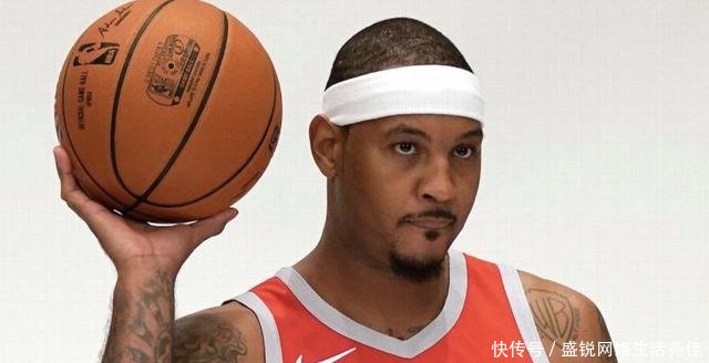 周琦再获3个好消息!两双数据+得分新高,重回火