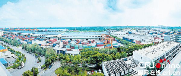 跃居新一线城市榜首 成都走过怎样的\"蝶变之路\"