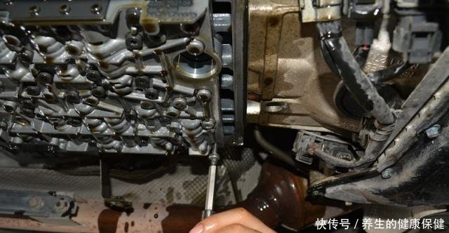 变速箱故障是什么原因 t010a295c608be48cc5.jpg