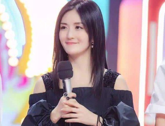 快手最脑残主播公然问明星要礼物,被粉丝狂怼