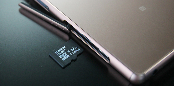 索尼z3怎样安装记忆卡,怎么我插进没内容的_3