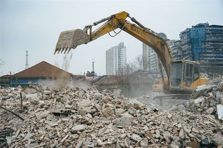 造房子钢结构和砖混结构哪个更省钱 结构机械钢结构施工 第3张