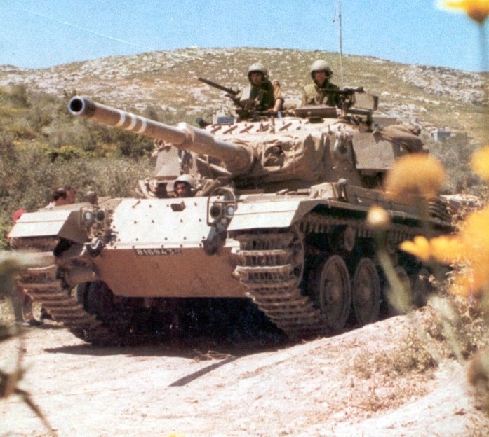 以色列改进的逊邱伦主战坦克