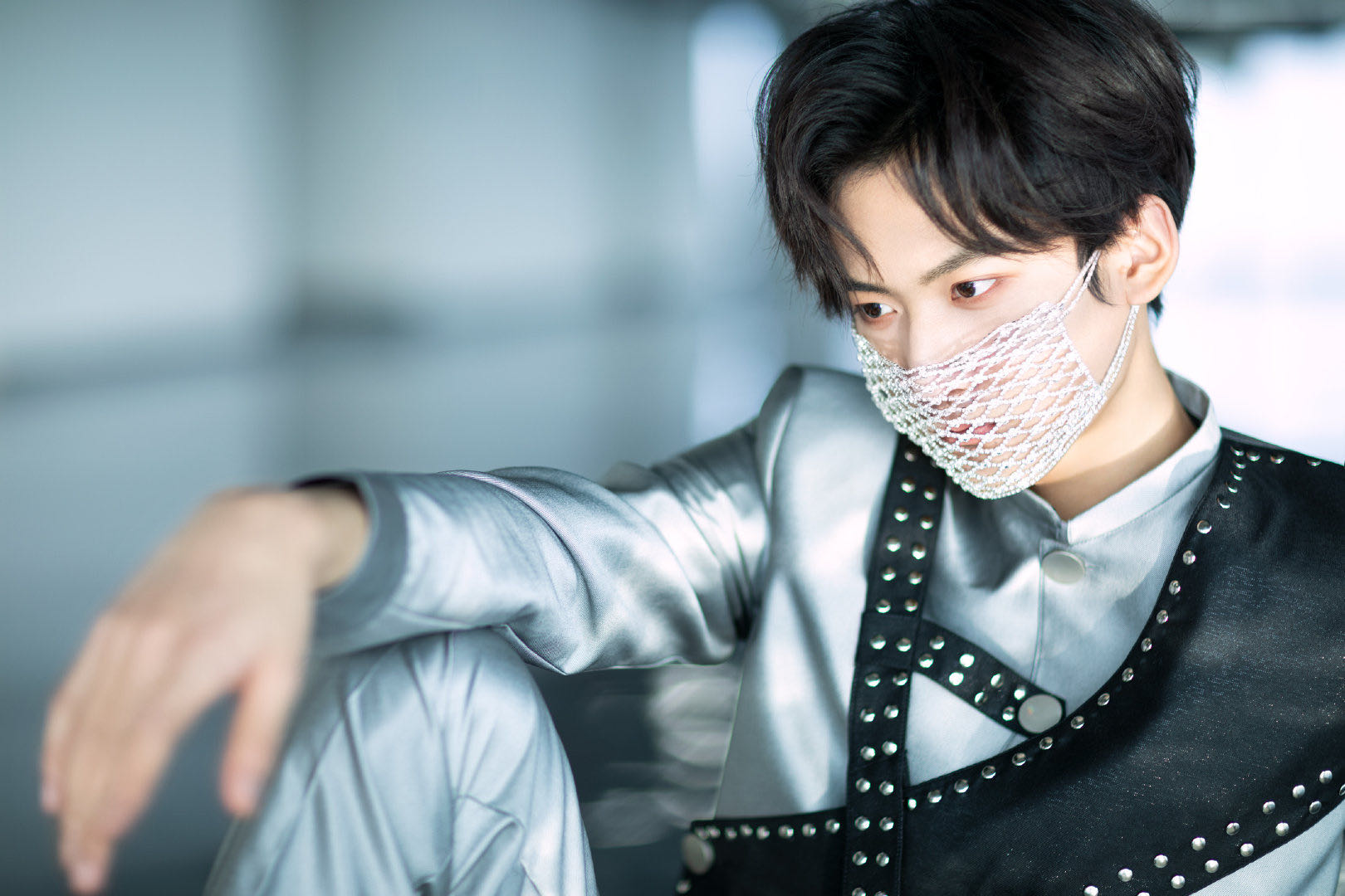 周柯宇首支个人单曲《R.O.T.Y》上线 敢拼敢争做“年度最佳新秀” 360娱乐,你开心就好