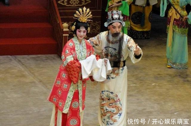 唱京剧怎样跟伴奏,唱京剧怎样跟伴奏一起唱