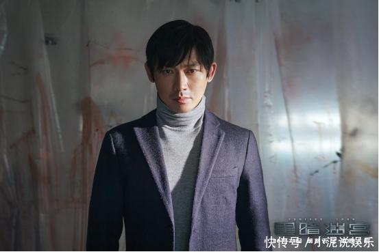 不走你的套路,《黑暗迷宫》让你连开头都猜不