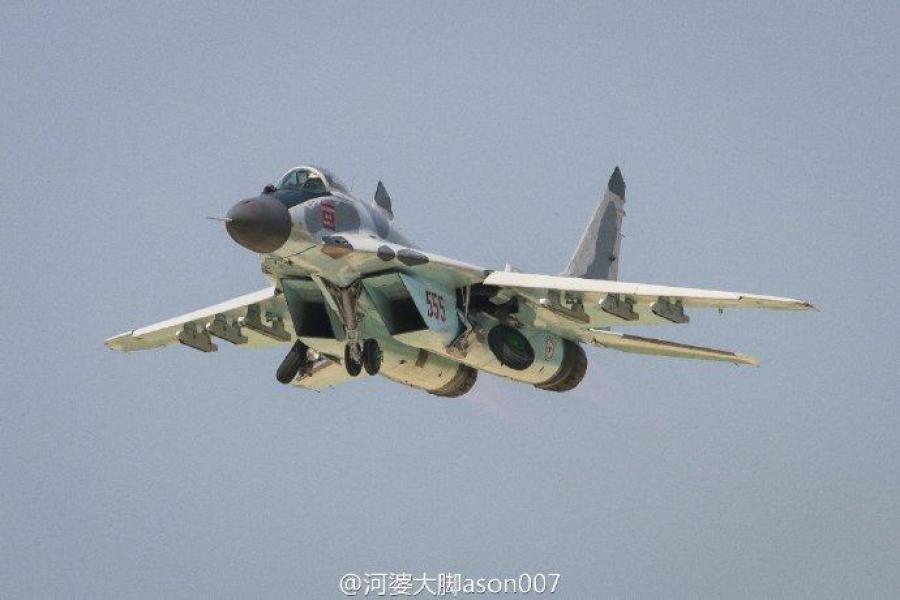 模拟隐身战斗机?朝鲜米格29战机涂装酷似f22