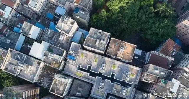 偷面积绝招屋子上大下小,居然还有极佳的空间