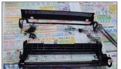 佳能2900+打印机碳粉盒怎样加粉_360问答