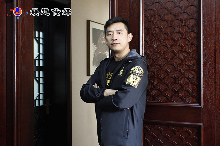 16位著名诗人献给父亲的现代诗_娱道文化传媒出品