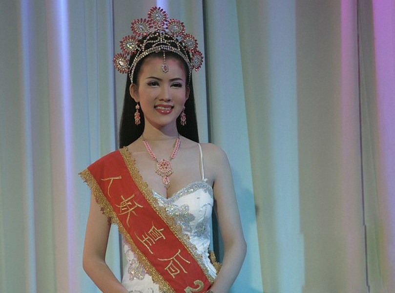 泰国人妖皇后选美开选
