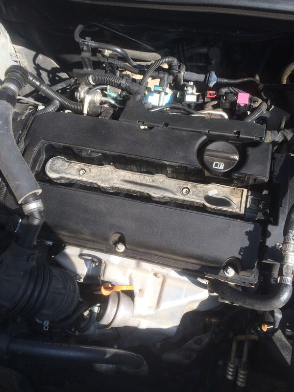 如果汽车发动机进水的话,不拆发动机可以修么