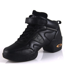 鞋底中间凹进去,两边是凸出来的叫什么鞋啊_3