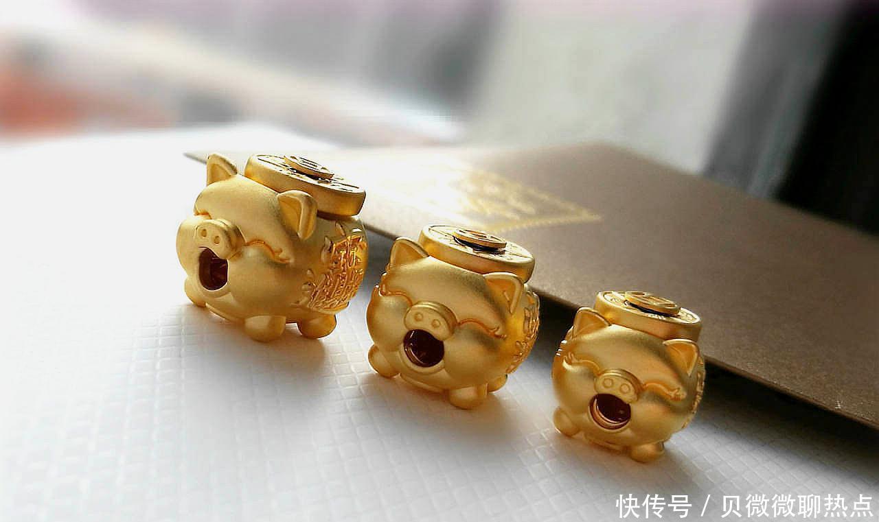 猪年买首饰, 买黄金好还是彩金好 业内人士说出