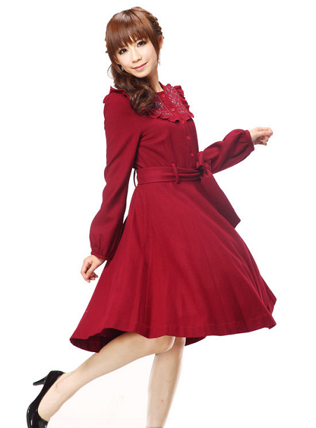 秋装早红连衣裙配什么样皮鞋_360问答