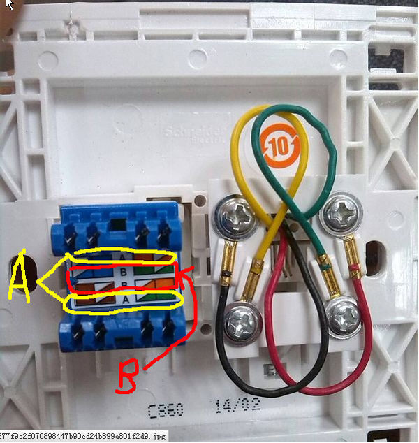 请问这个网络加电话面板怎么接线,只有一根8芯