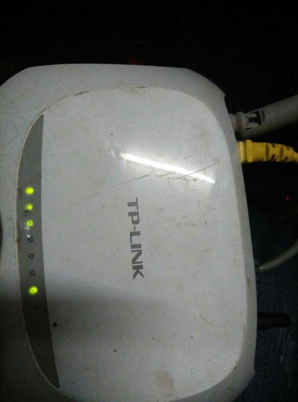 重启了下无线网,换了个密码网就练不上了,我家