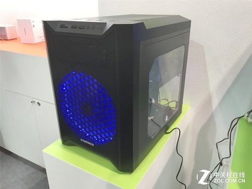 全方位实用设计 GAMEMAX新品亮相台北展(图4) 全方位实用设计 GAMEMAX新品亮相台北展(图4)