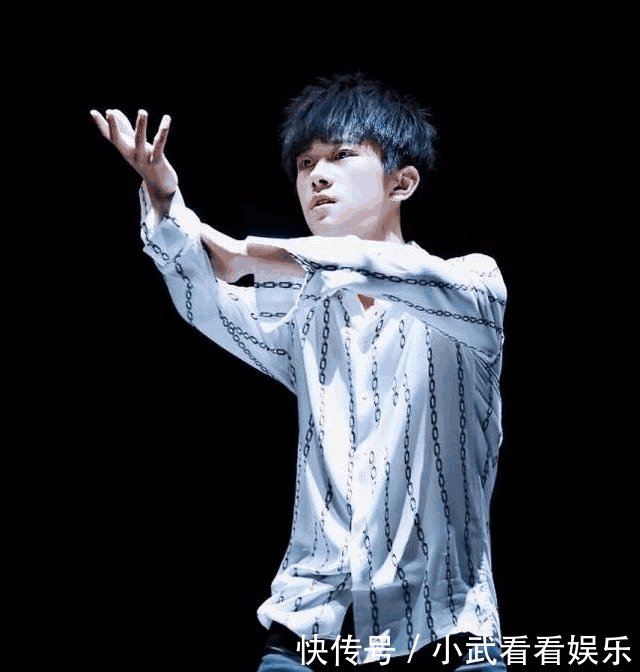 如果说易烊千玺是舞蹈王子, 那鹿晗跳舞的时候
