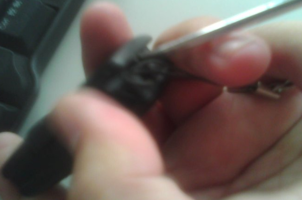 奇瑞风云2两厢遥控器怎么换电池_360问答