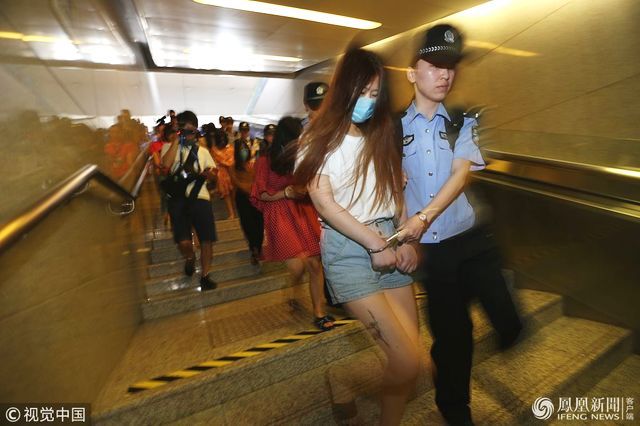 161名犯罪嫌疑人被押解回杭州
