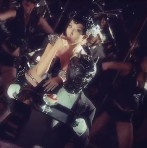 被誉为台湾小隋棠,身为富家女却要下海赚钱