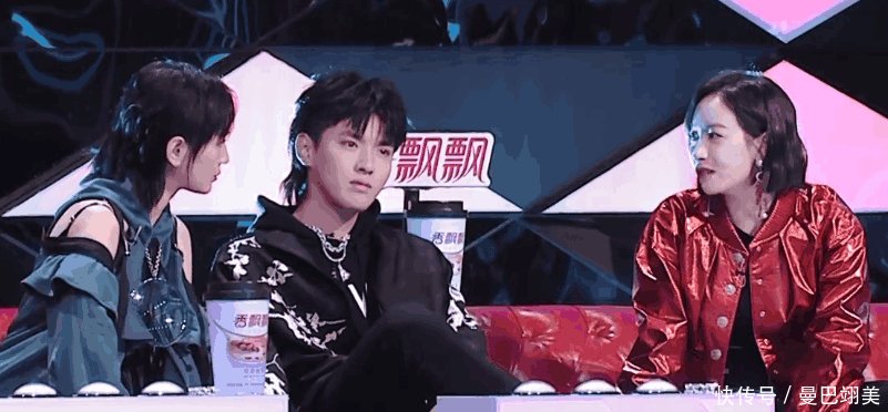 吴亦凡宋茜质疑男生队跳舞不齐, 陈伟霆回怼 就