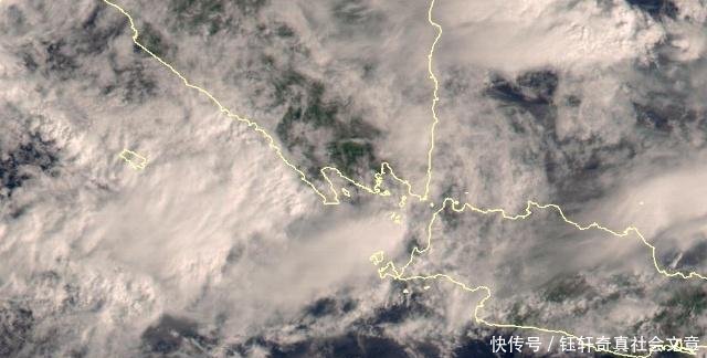 印尼火山爆发引发海啸,太空都能看得见!