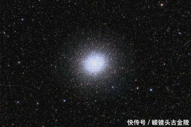 虫洞可进入其他小宇宙，人类已知的定律无法解释，地外文明已掌握