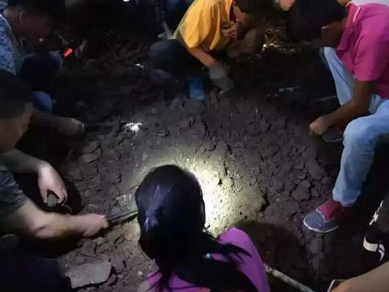 ����ʯͷ���ڳ������ڵ���ʲô