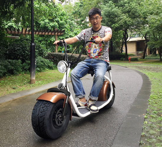 我在县城想代理今年上市的哈雷电动车,进货厂