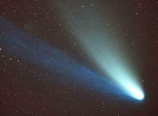 什么句子可以用来形容海尔波普彗星?