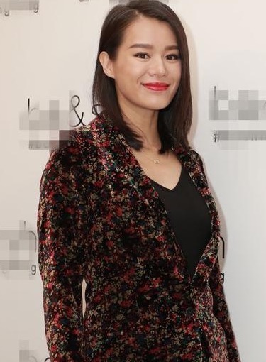 胡杏儿否认怀的是男宝 透露现在身体情况好宝宝也很乖
