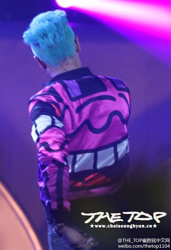 top崔胜贤蓝色发型全面立体图_360问答